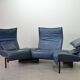 Vico Magistretti Canapé 3 places flexible Cassina en cuir bleu « Veranda », Italie