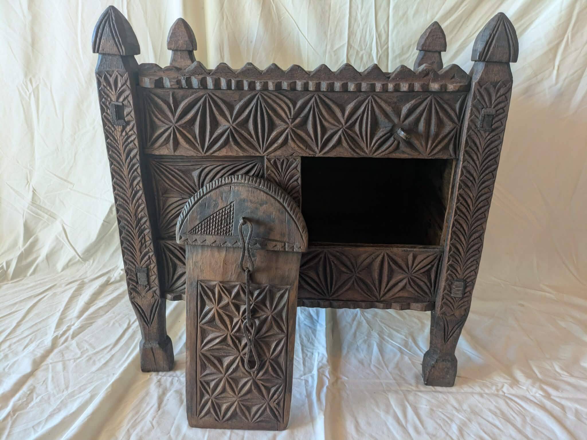 Chest Afghanistan 19th century