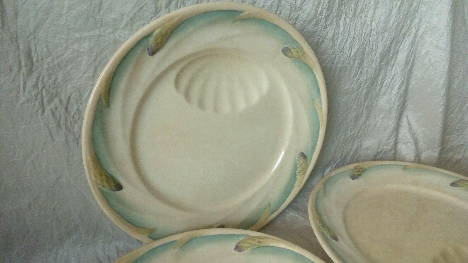 6 PLATES WITH ASPARAGUS IN SARRGUEMINE SLURRY ERA ART NOUVEAU
