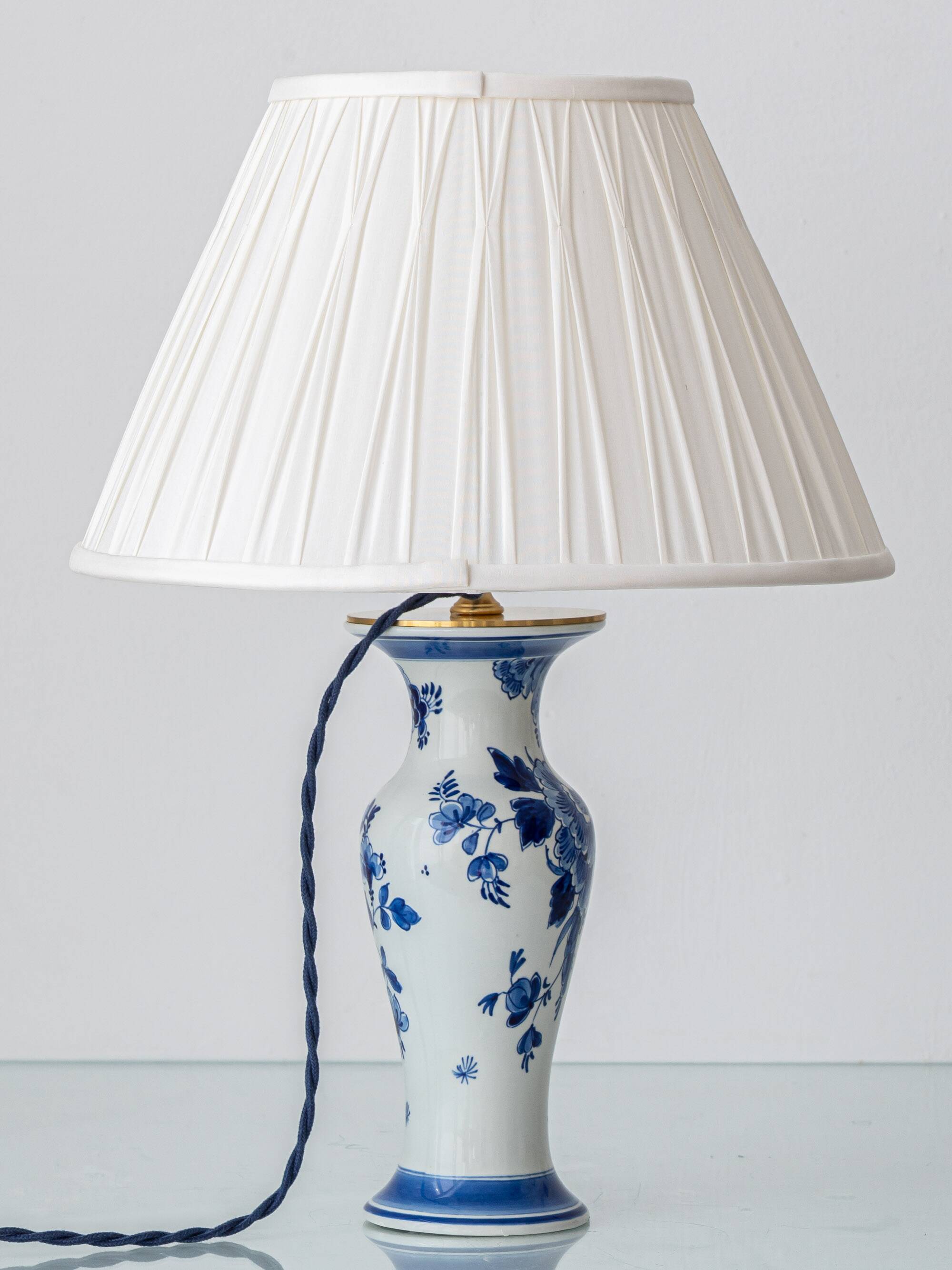 Table Lamp 'Chinoiserie' Blue and White from Delft, 1978, New Silk Shade