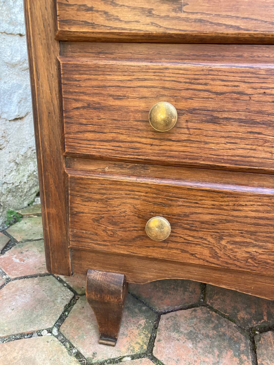 Antique Art Deco style chest of drawers