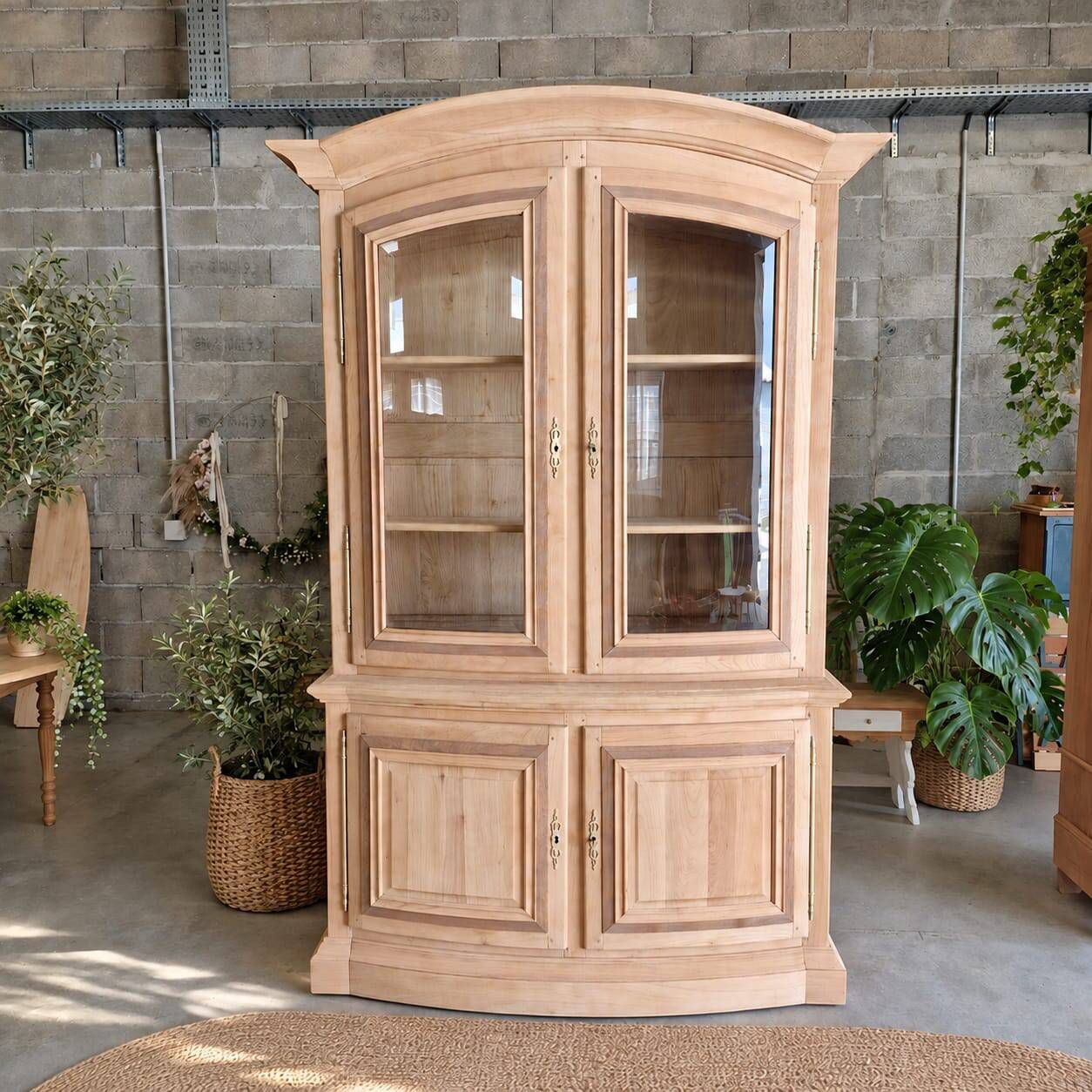 Large antique sideboard in solid cherry wood – Fully sandblasted