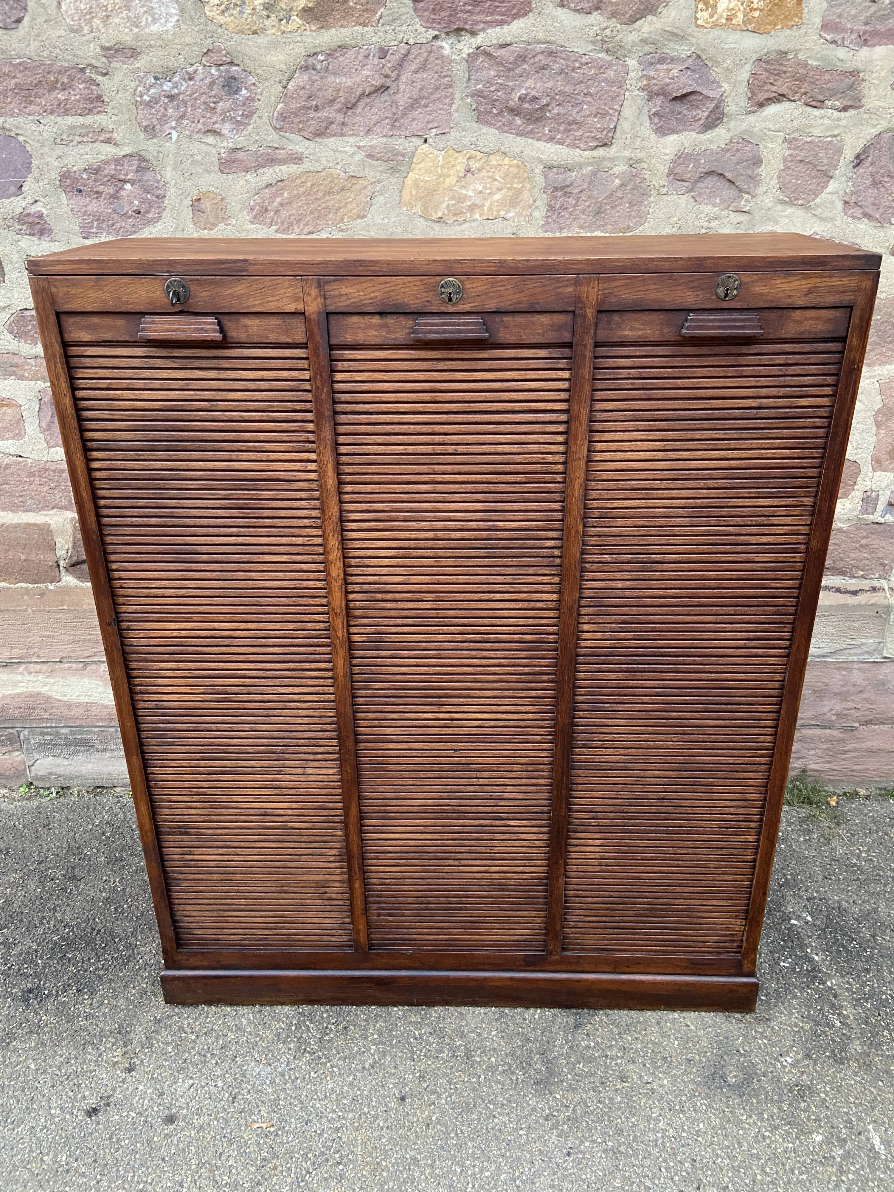 Curtain binder cabinet art deco 50s