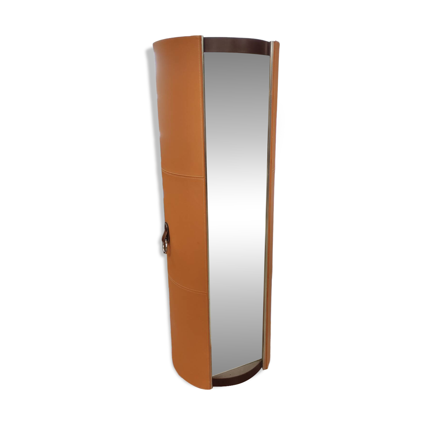 Rotating wardrobe