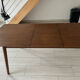 Table à manger extensible effet noyer – 160 cm à 210 cm – Comme neuve