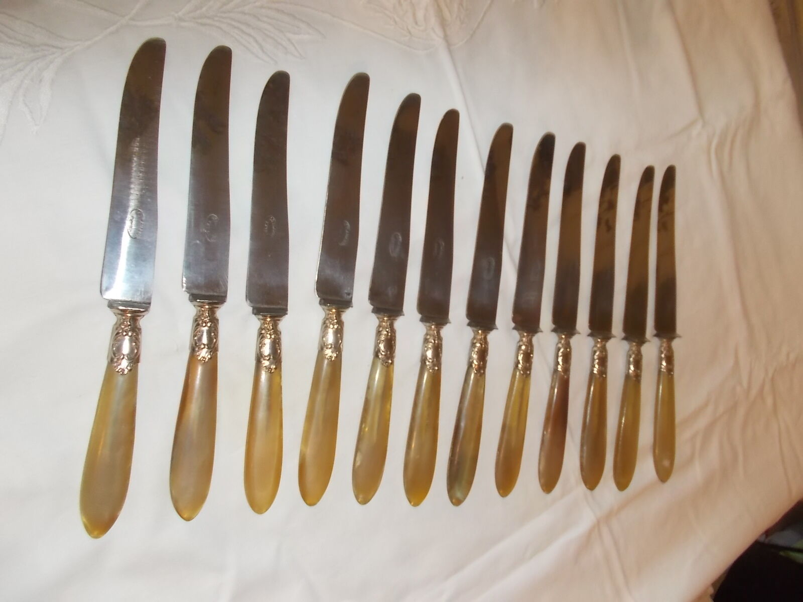 lot of 12 Leflamand knives