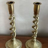Duo de bougeoirs torsadés en laiton
