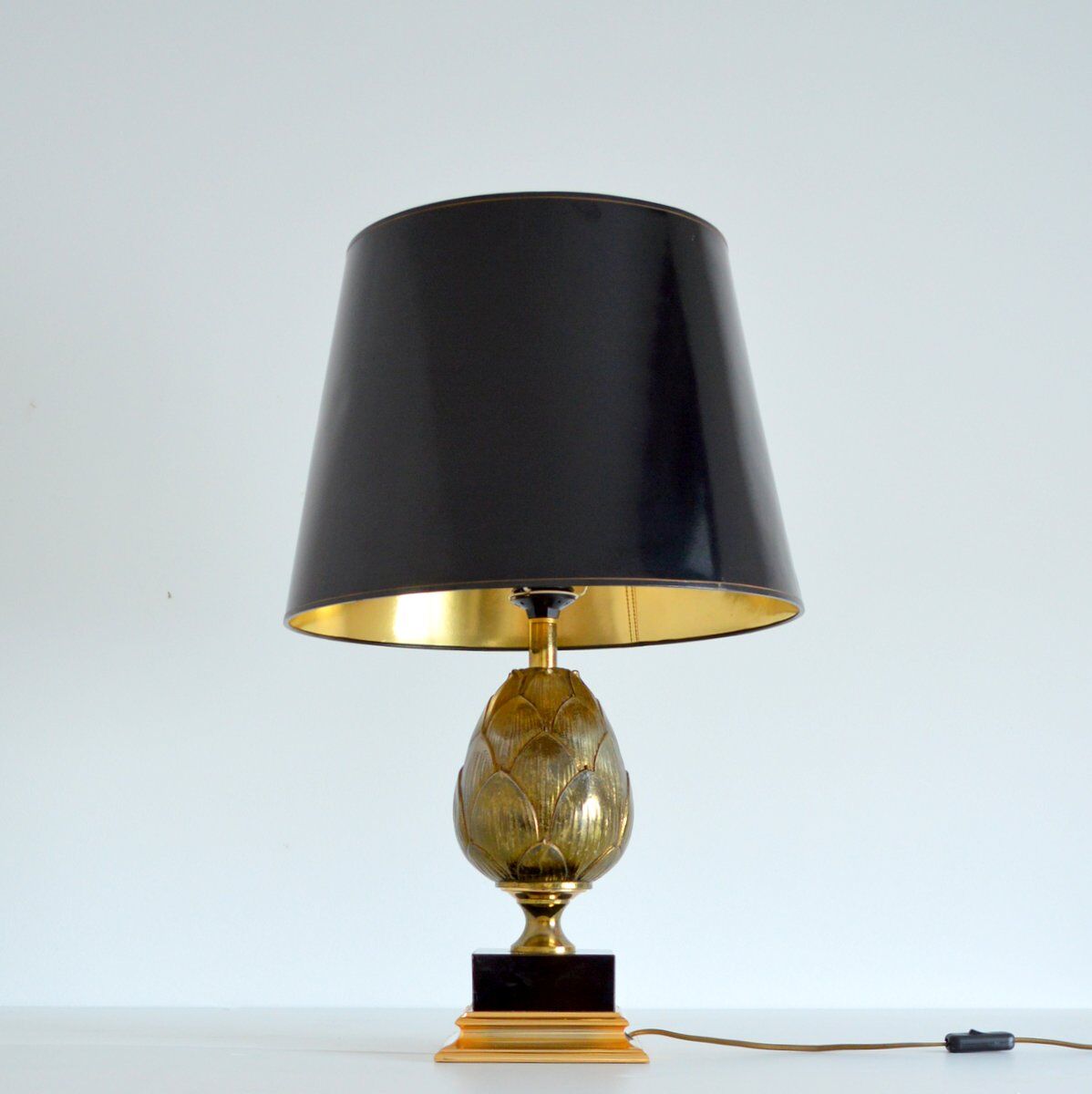 Vintage artichoke gold table lamp 1970