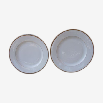 2 plats ronds porcelaine de Limoges bordure dorée