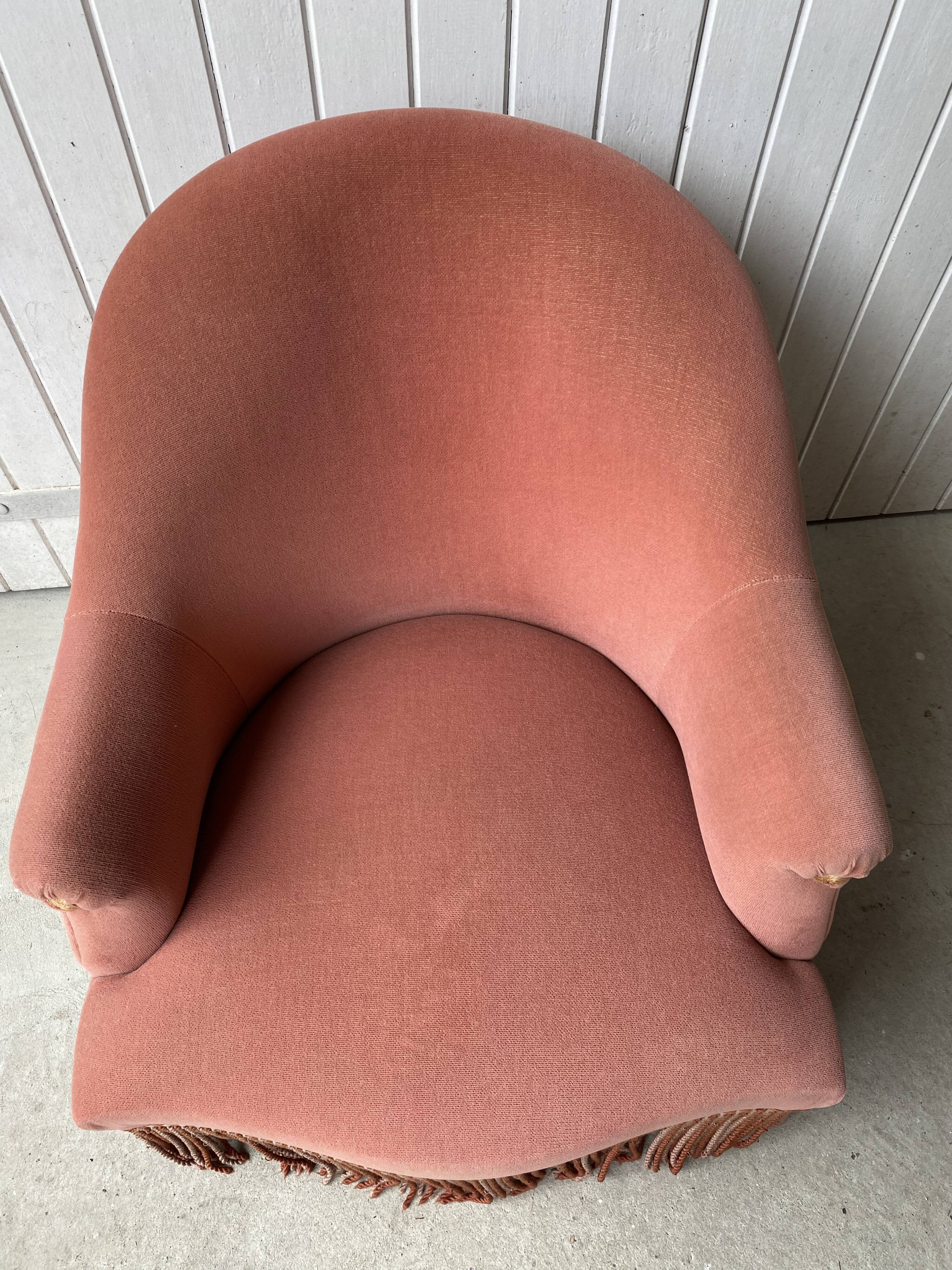 Toad chair