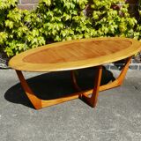 Scandinavian design oval coffee table