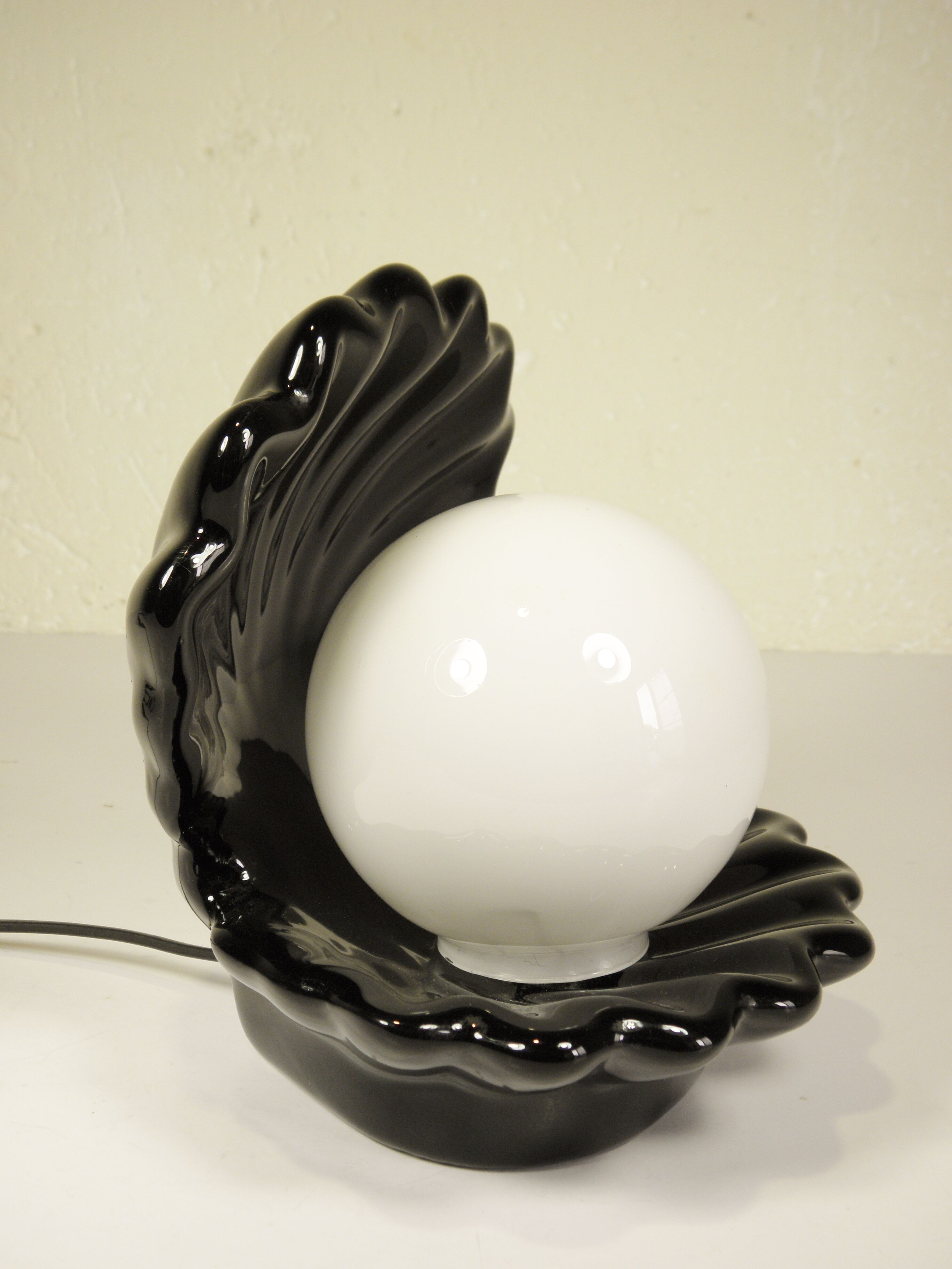 Lampe Coquille céramique et opaline