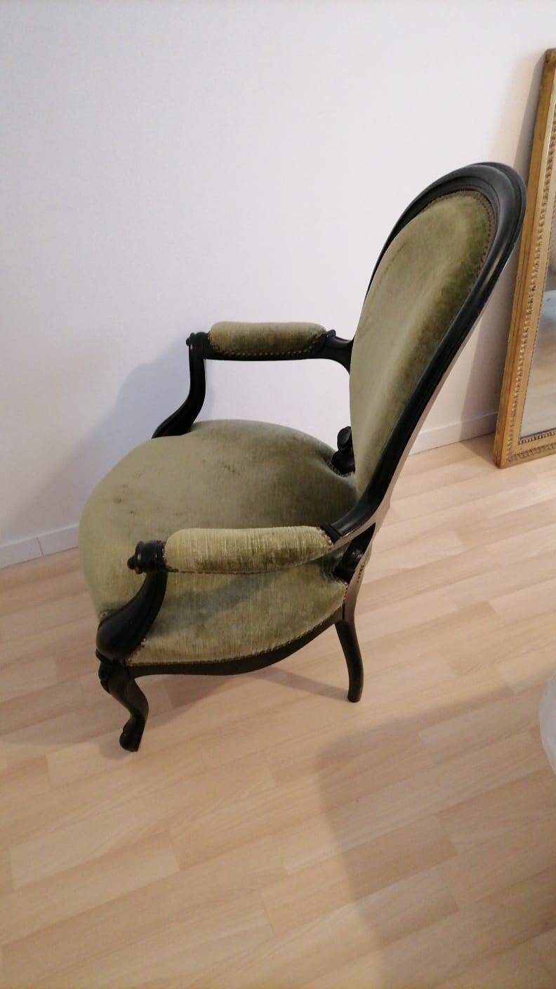 Set of 2 vintage green velvet armchairs – Elegance and comfort