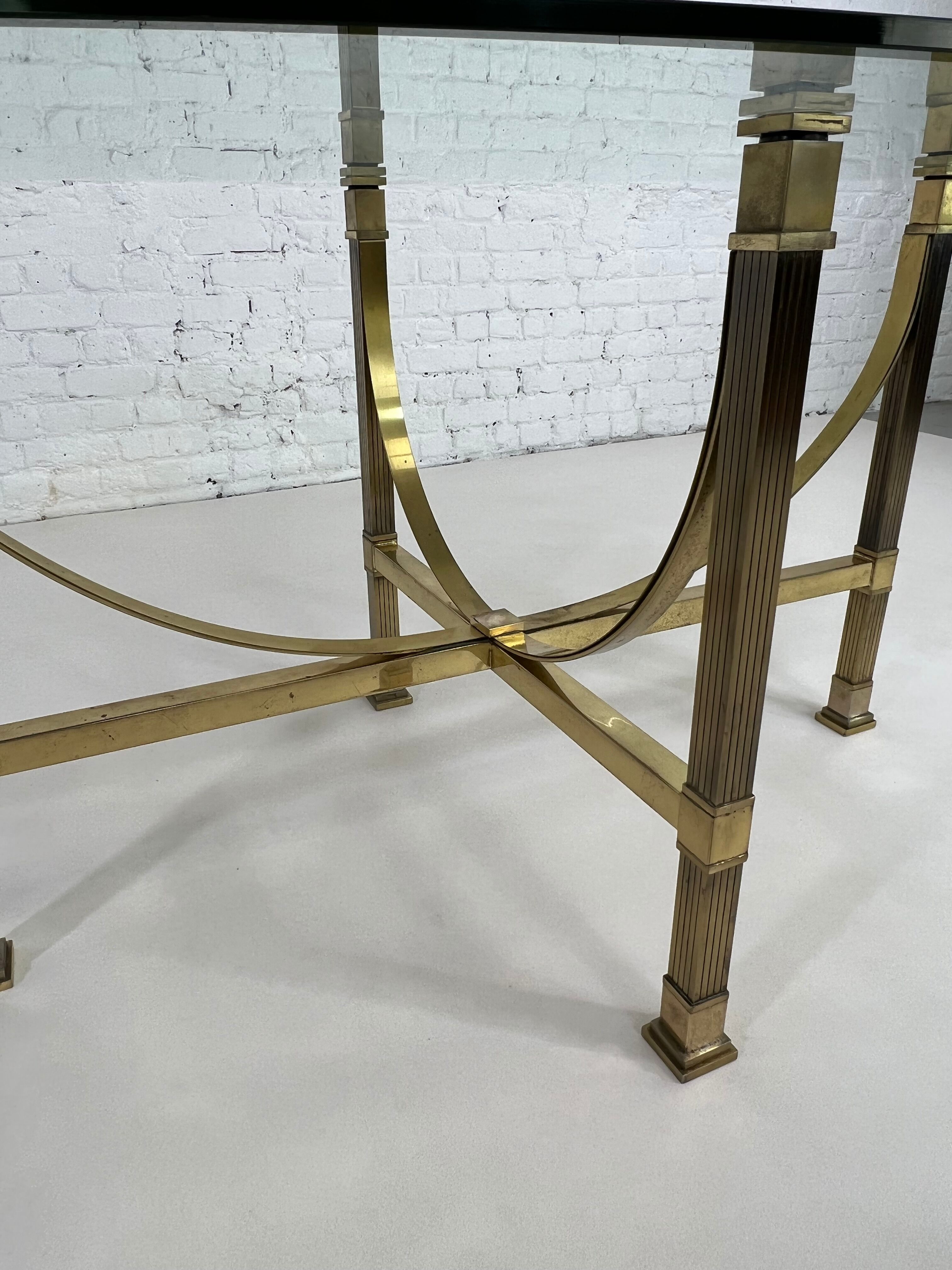 Oval dining room table in brass and beveled glass Belgo Chrome