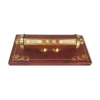Calendrier perpétuel de bureau Le Tanneur en cuir bordeaux - Vintage