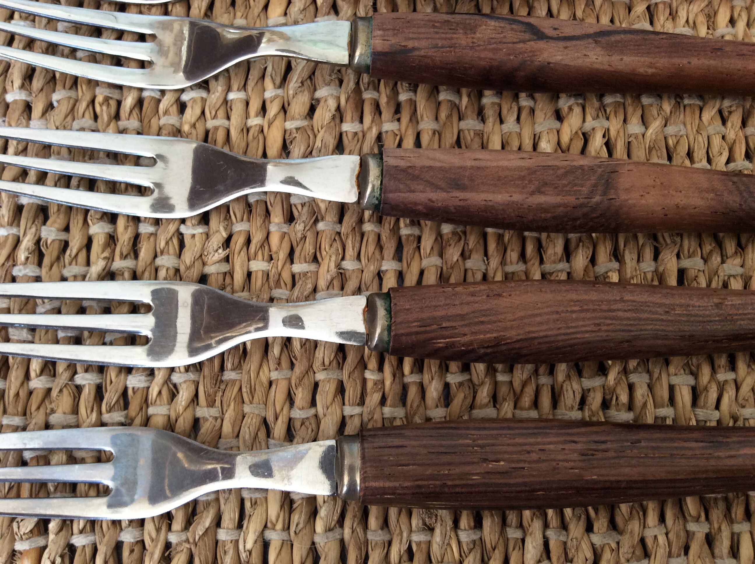 6 forks