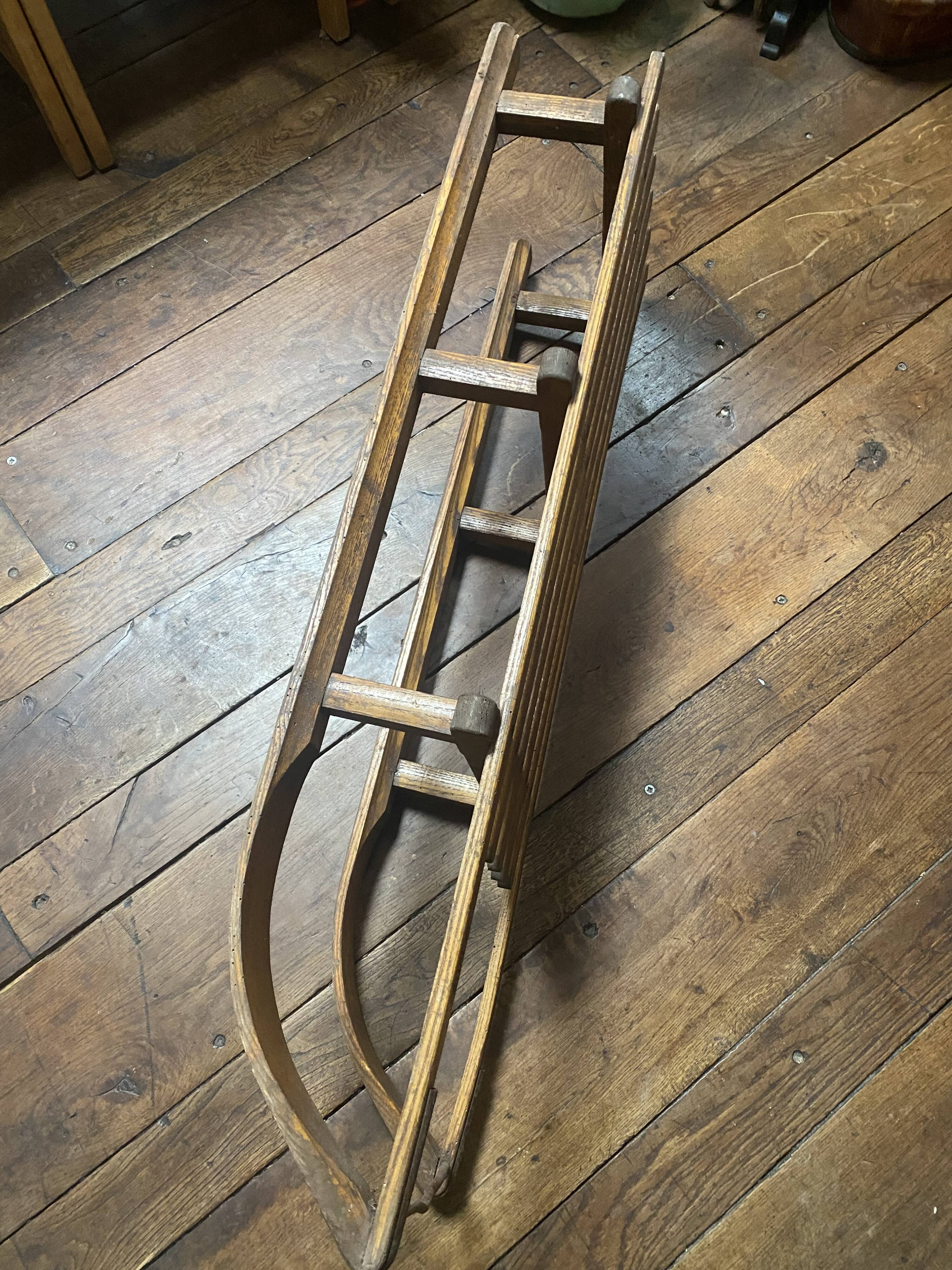 Étagère luge en bois Sculpteurs Du Lac - Cosy Maison