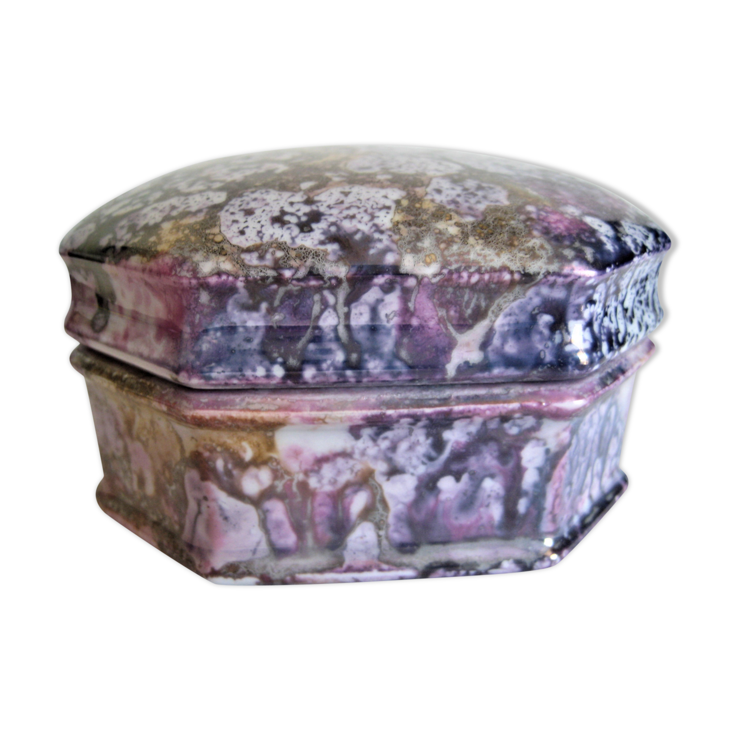 Porcelain jewelry box