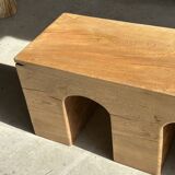 Solid monoxyl wood bench with carved 3-arch base - Natural wood color