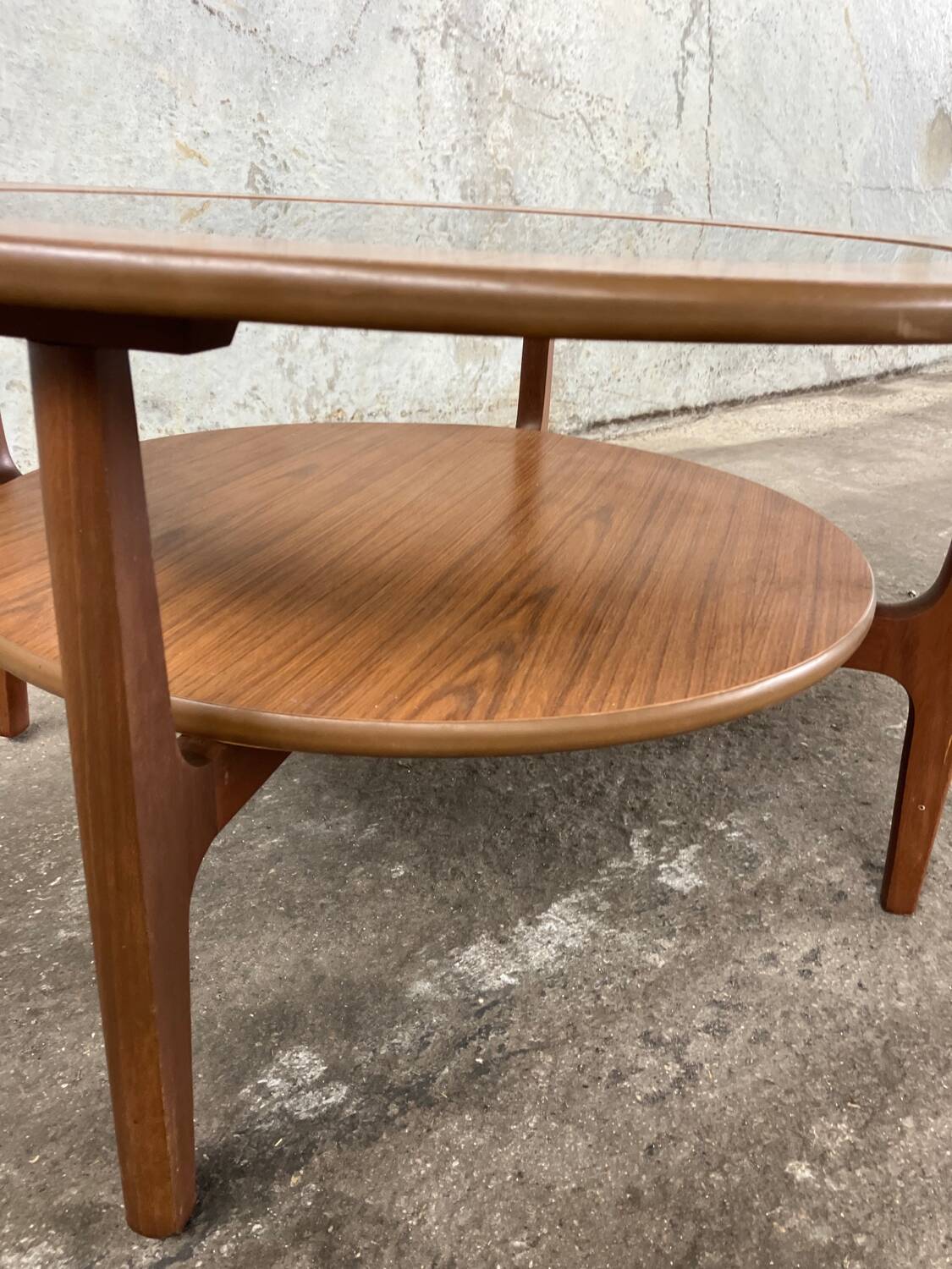 Mid-Century Retro Round Coffee Table by Schreiber 1960s