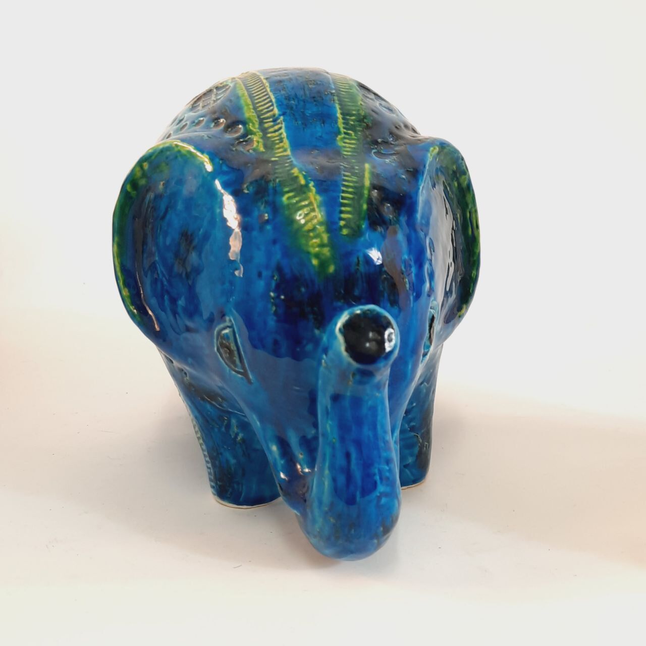 Vintage elephant statue, Aldo Londi for Bitossi, Rimini blue series.