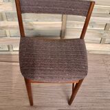 4 Scandinavian chairs made of teak and fabrics