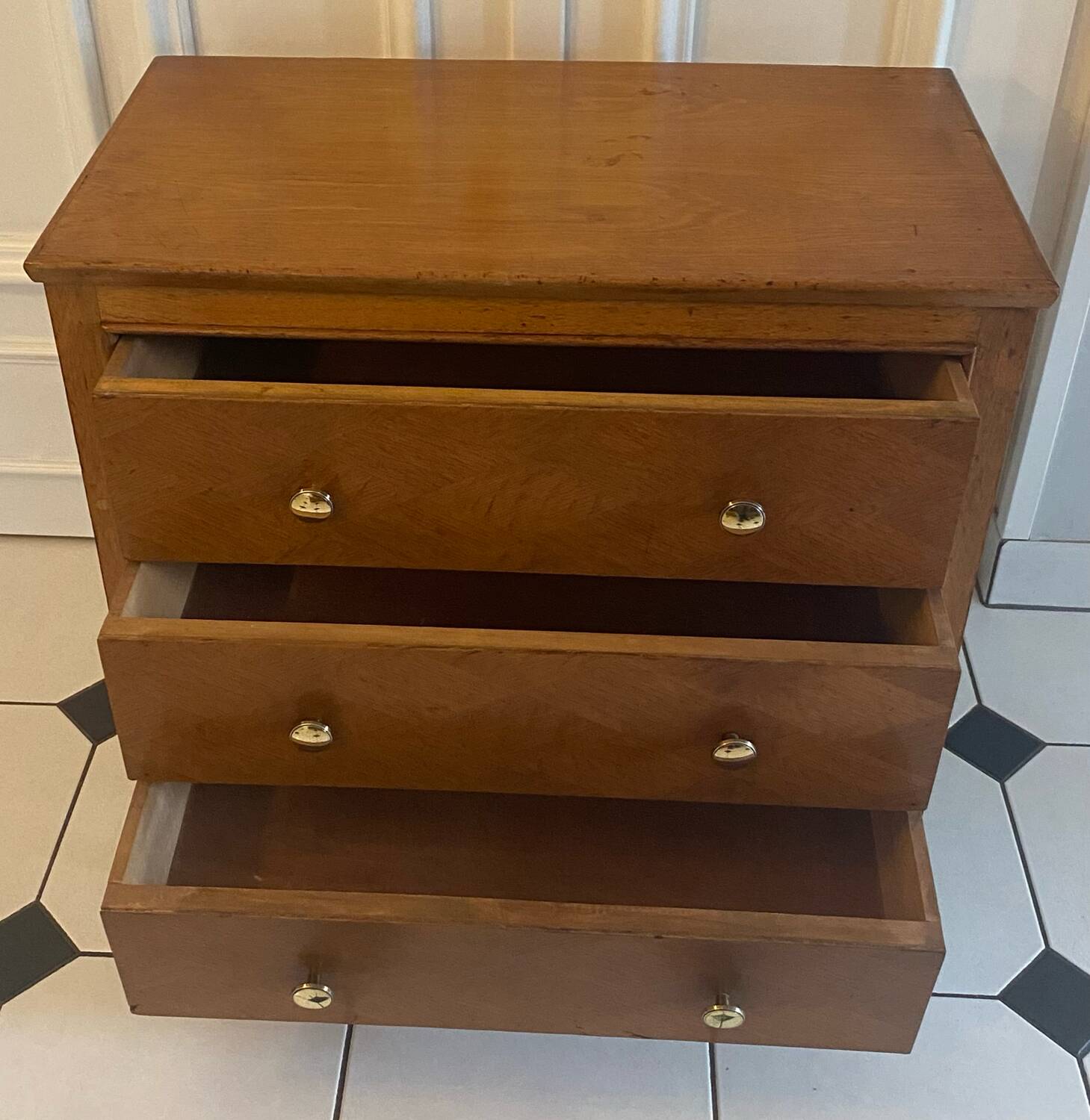 Vintage chest of drawers from the 50s