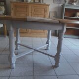Round table with pearl gray patinated oak base, wooden top.