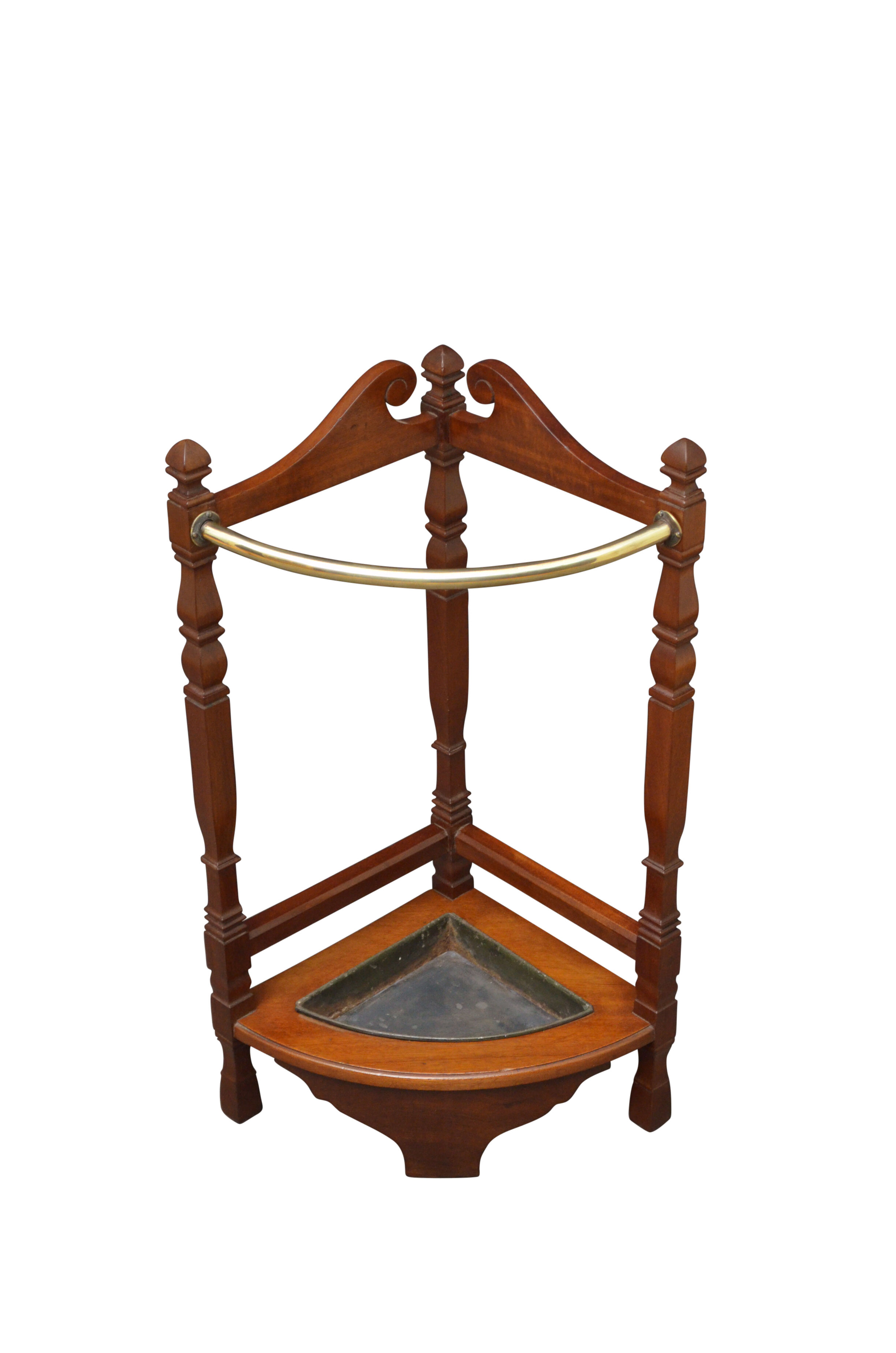 Stand de parapluie d'acajou d'arts et d'artisanat