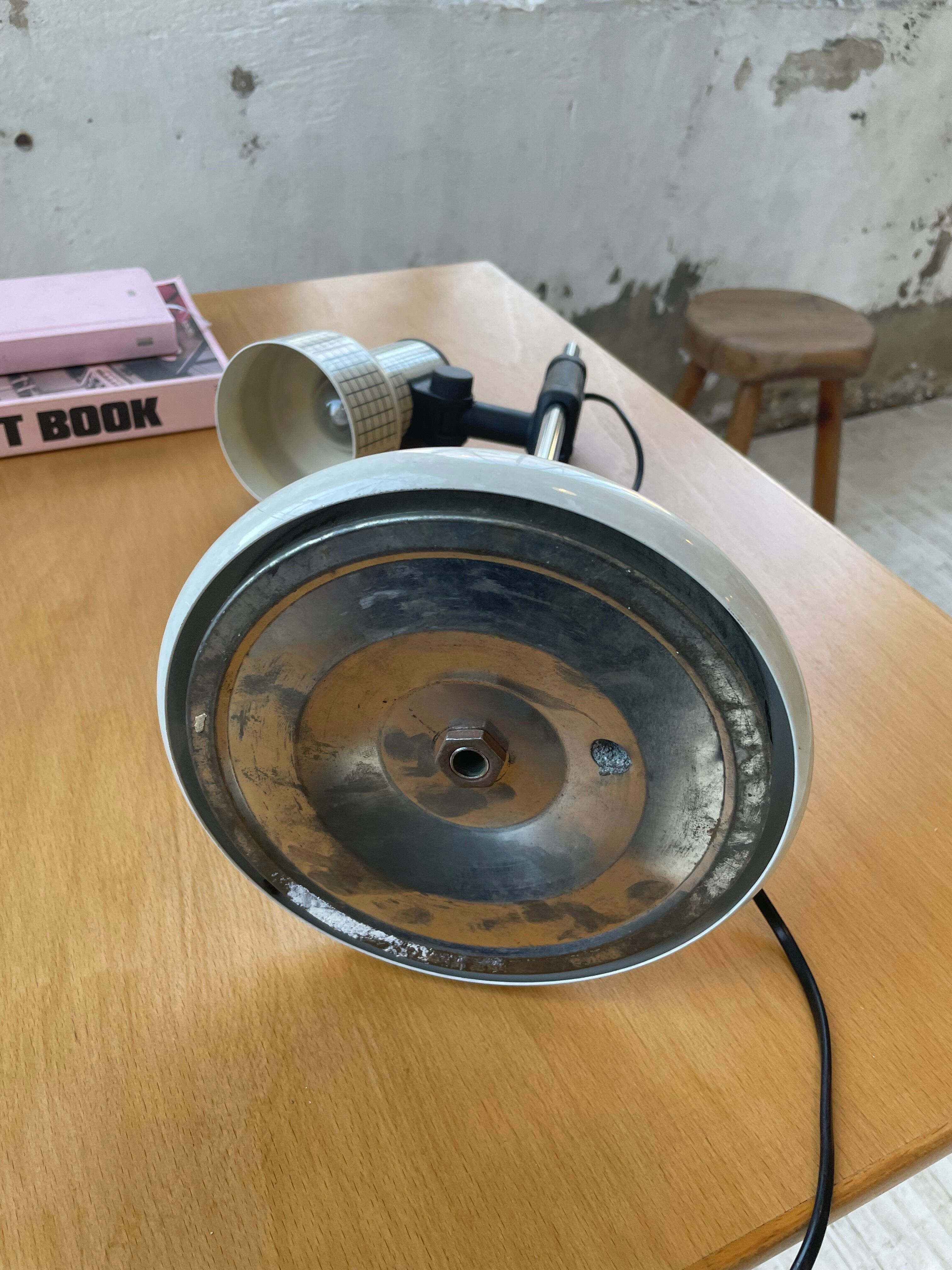 Articulated desk lamp 80s