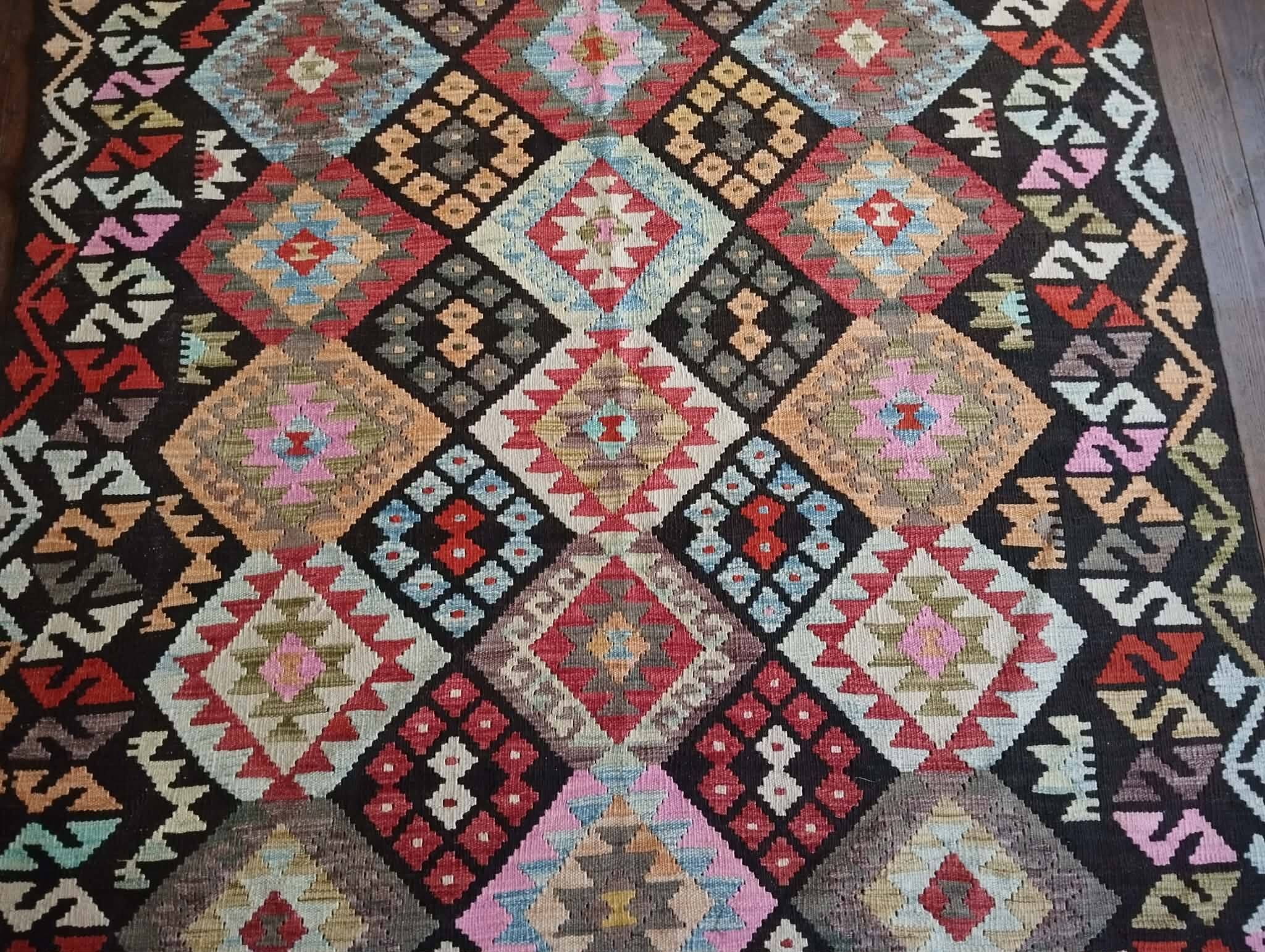 Kilim Persan Qashqaï fait main 260x184cm