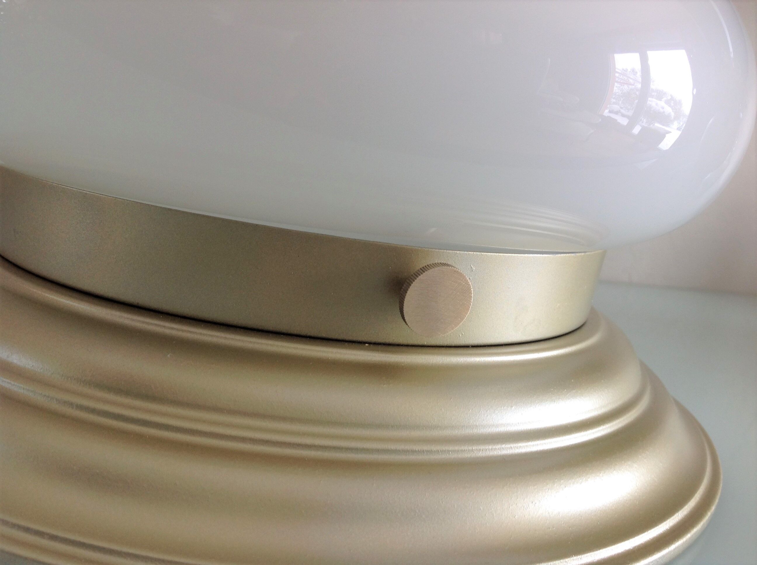 Ceiling lamp globe in white opaline and gold metal art deco style