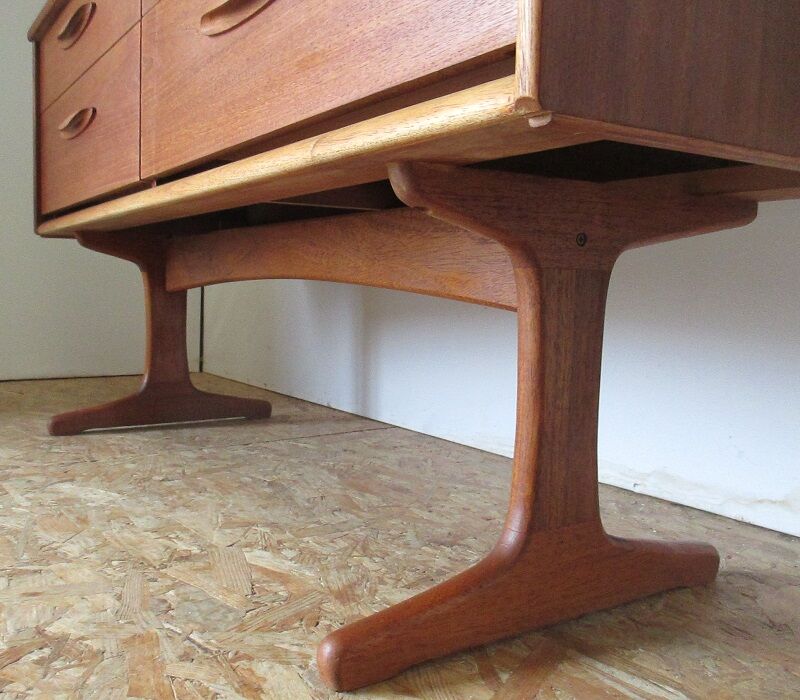 Dresser by F.Guille for Austin Suite