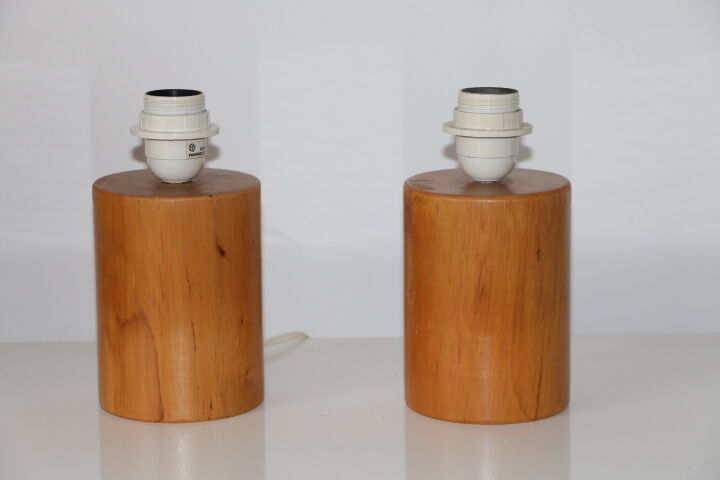 2 feet IMT Italy wood lamp