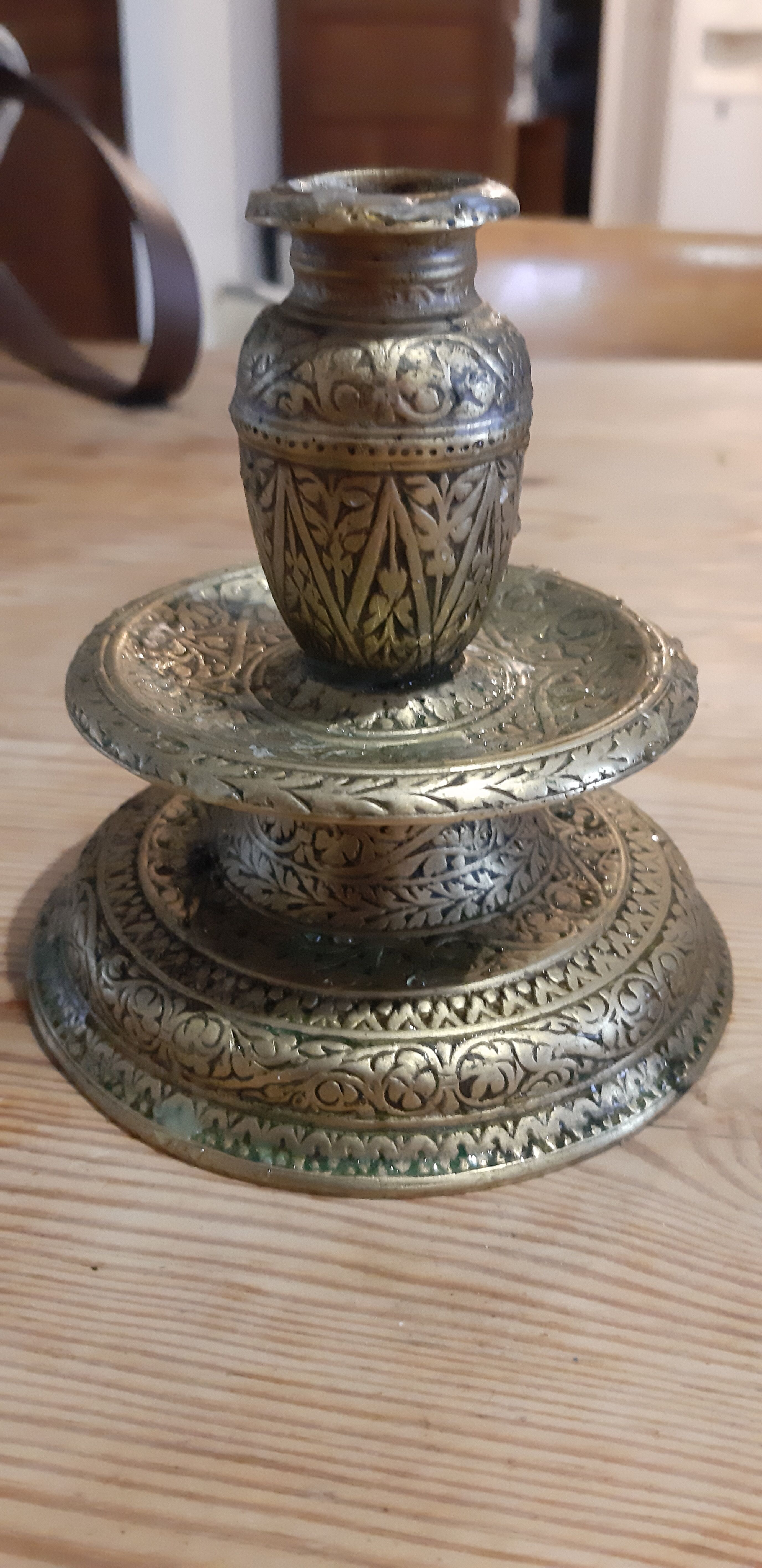 Pair of candlesticks in bronze India 19th