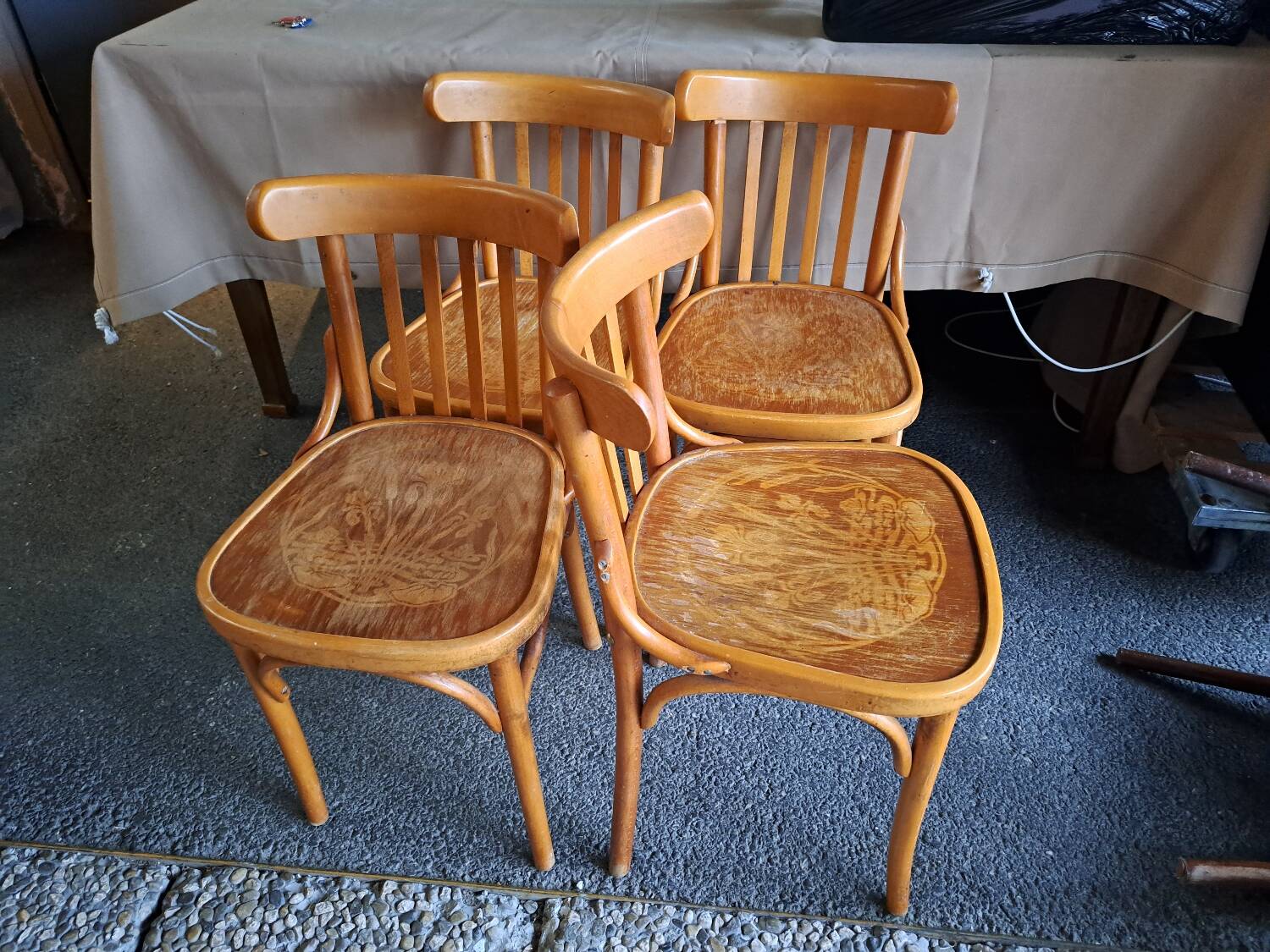 Lot chaises bistrot