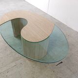 Table basse en travertin et verre années 1970