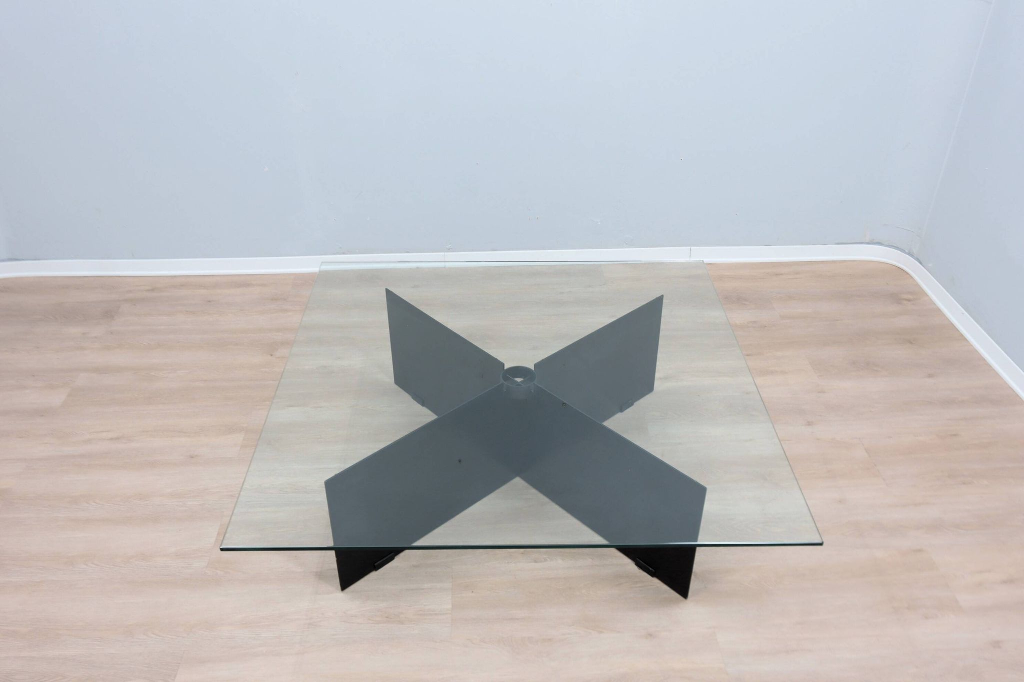 Grande table basse des années 80, design personnalisé par Helg & Albini Studio