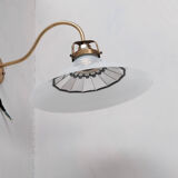 Applique murale opaline, laiton et verre réfléchissant