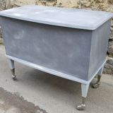 Furniture bar on wheels 50