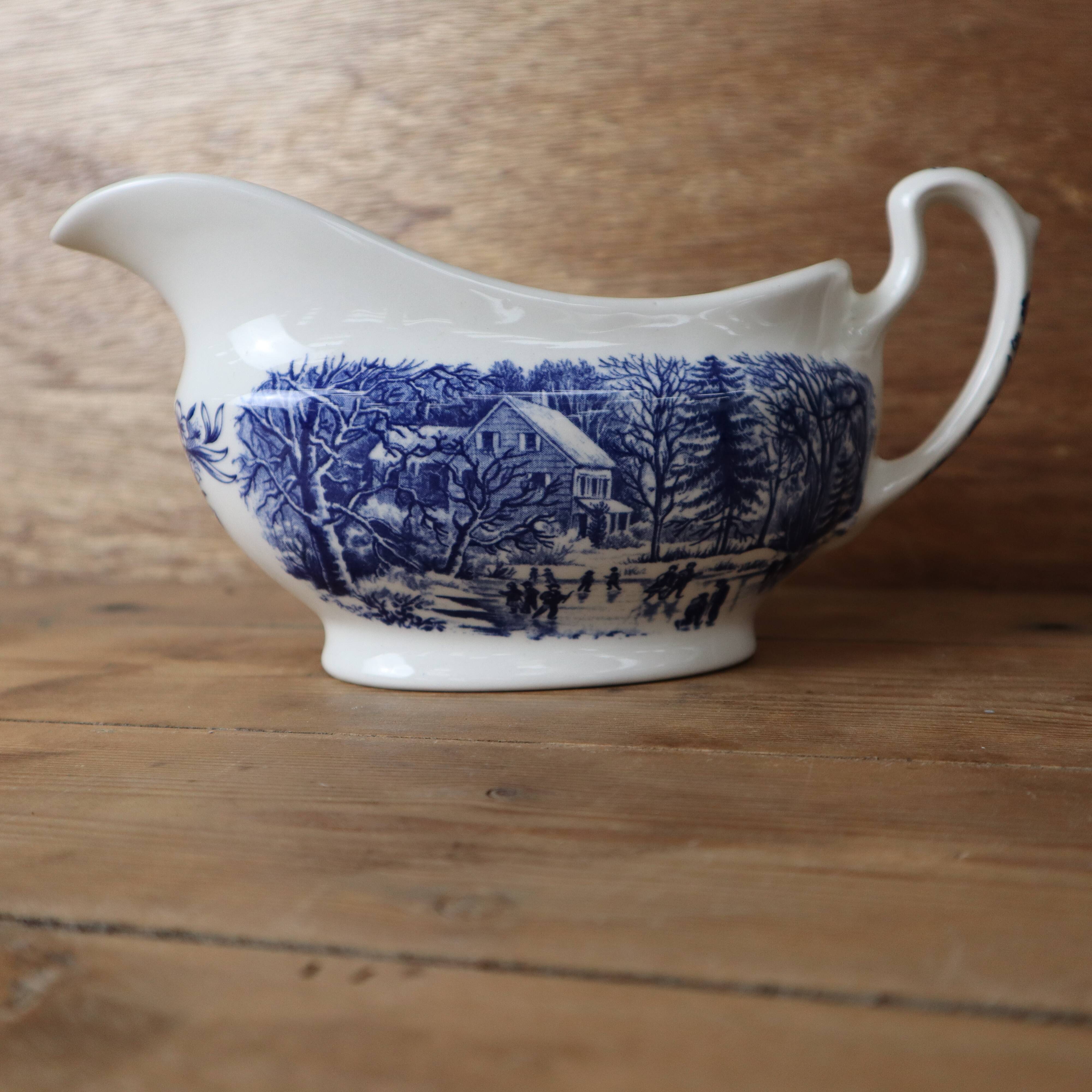 Old English Churchill "early winter" sauce boat