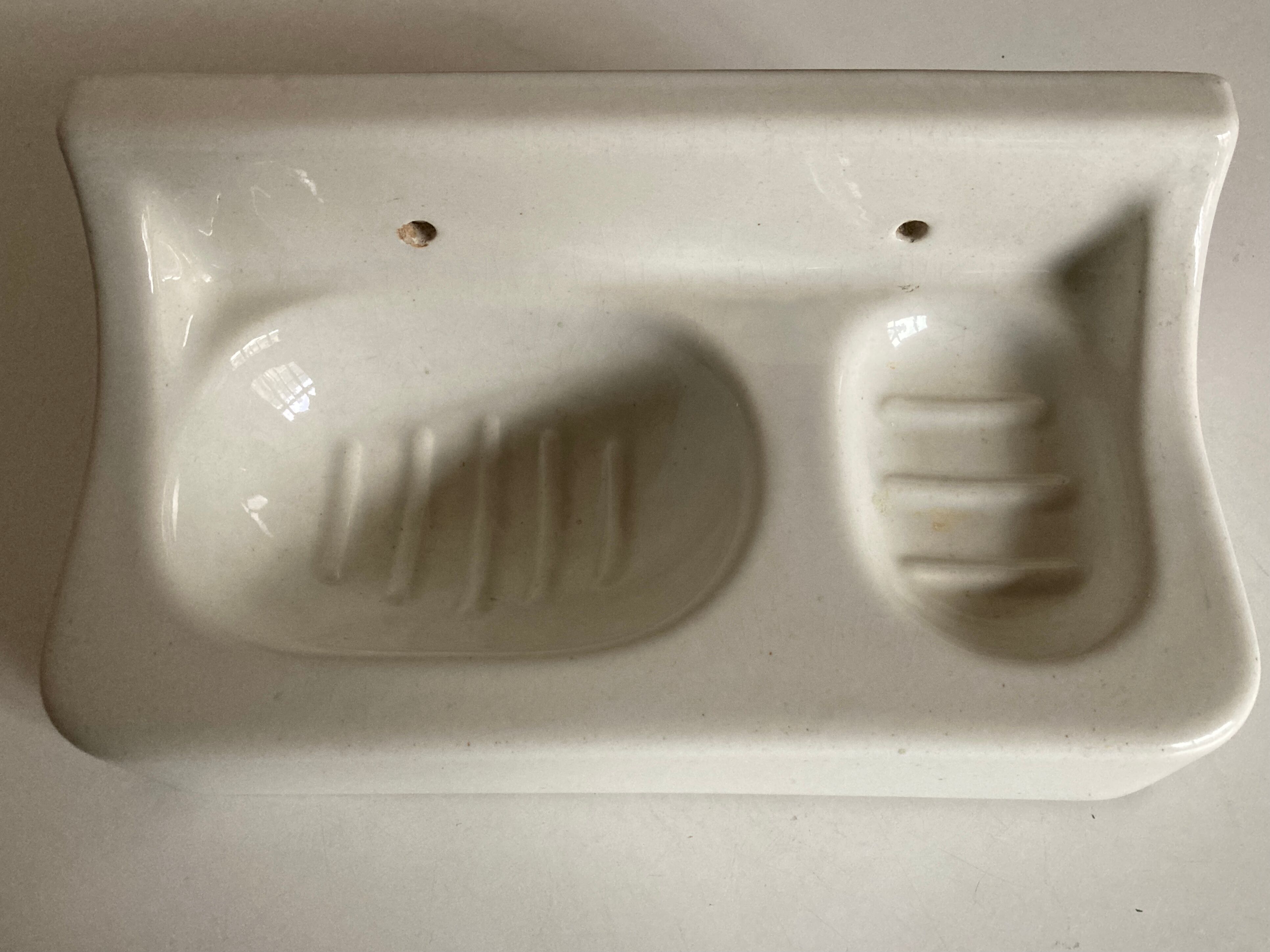 Bathroom door art deco ceramic soap holder