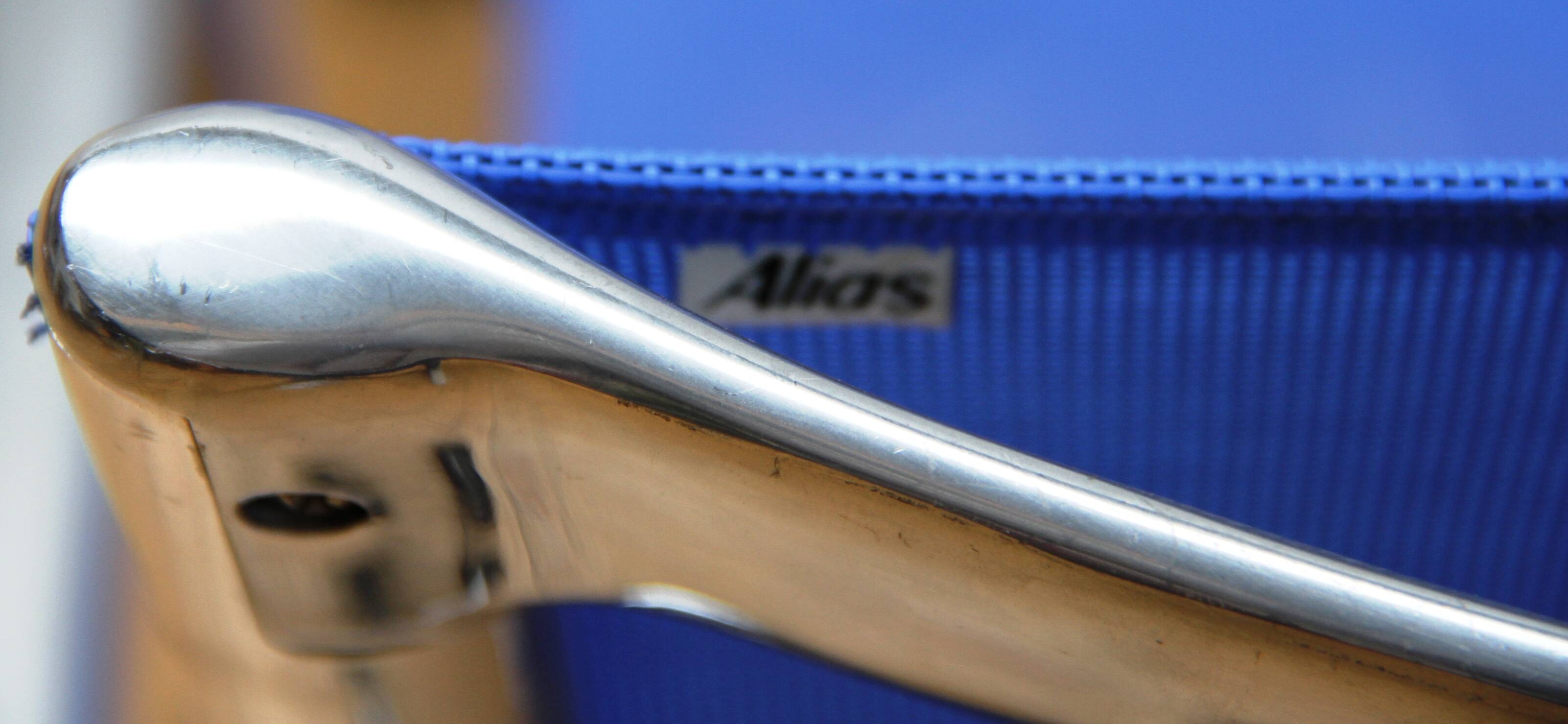 Suite of 8 RollingFrame office chairs, Alias