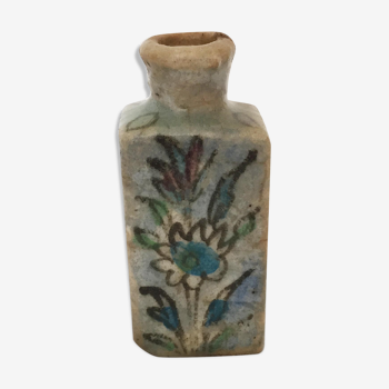 Iranian trilobed vase/bottle Iznik Kadjar