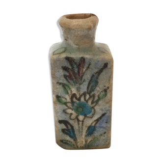 Iranian trilobed vase/bottle Iznik Kadjar