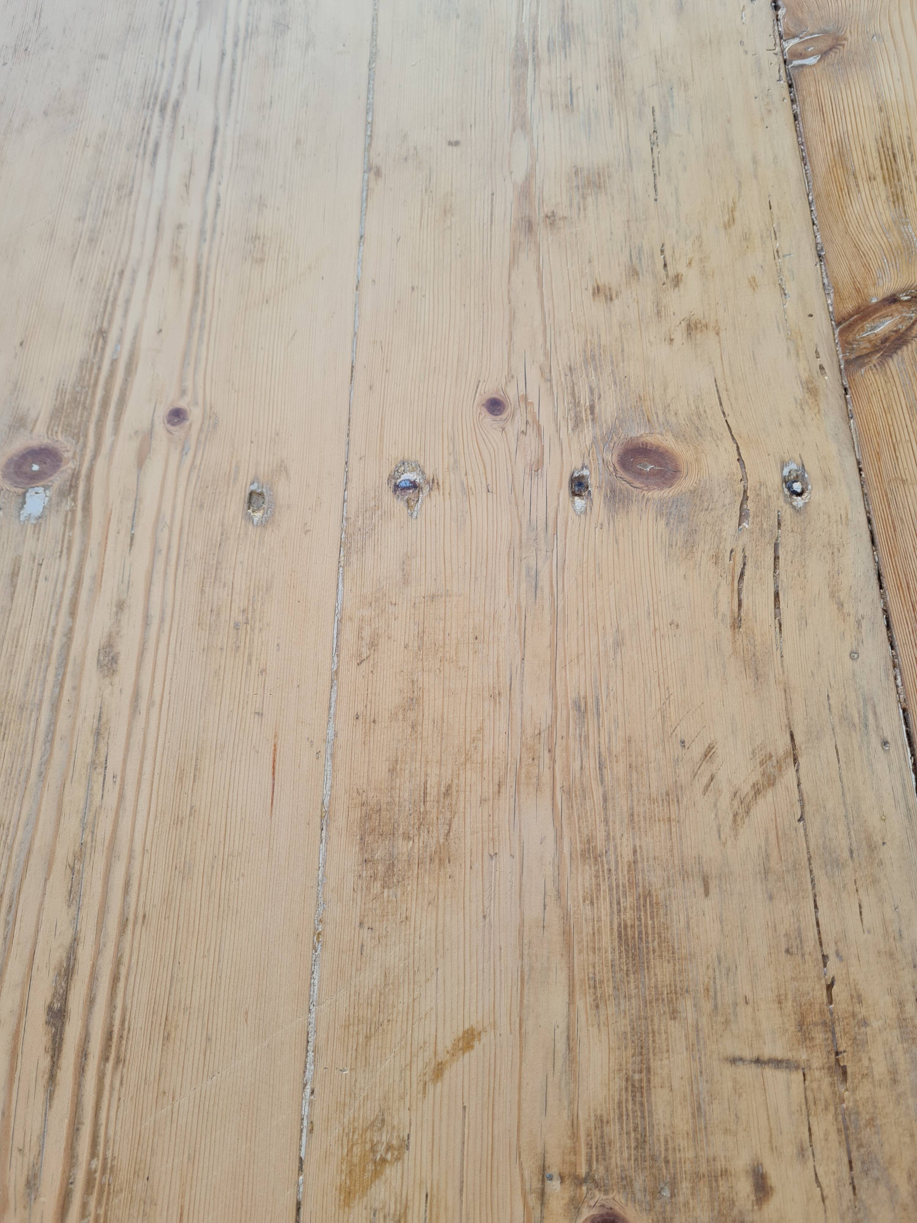 Farm table