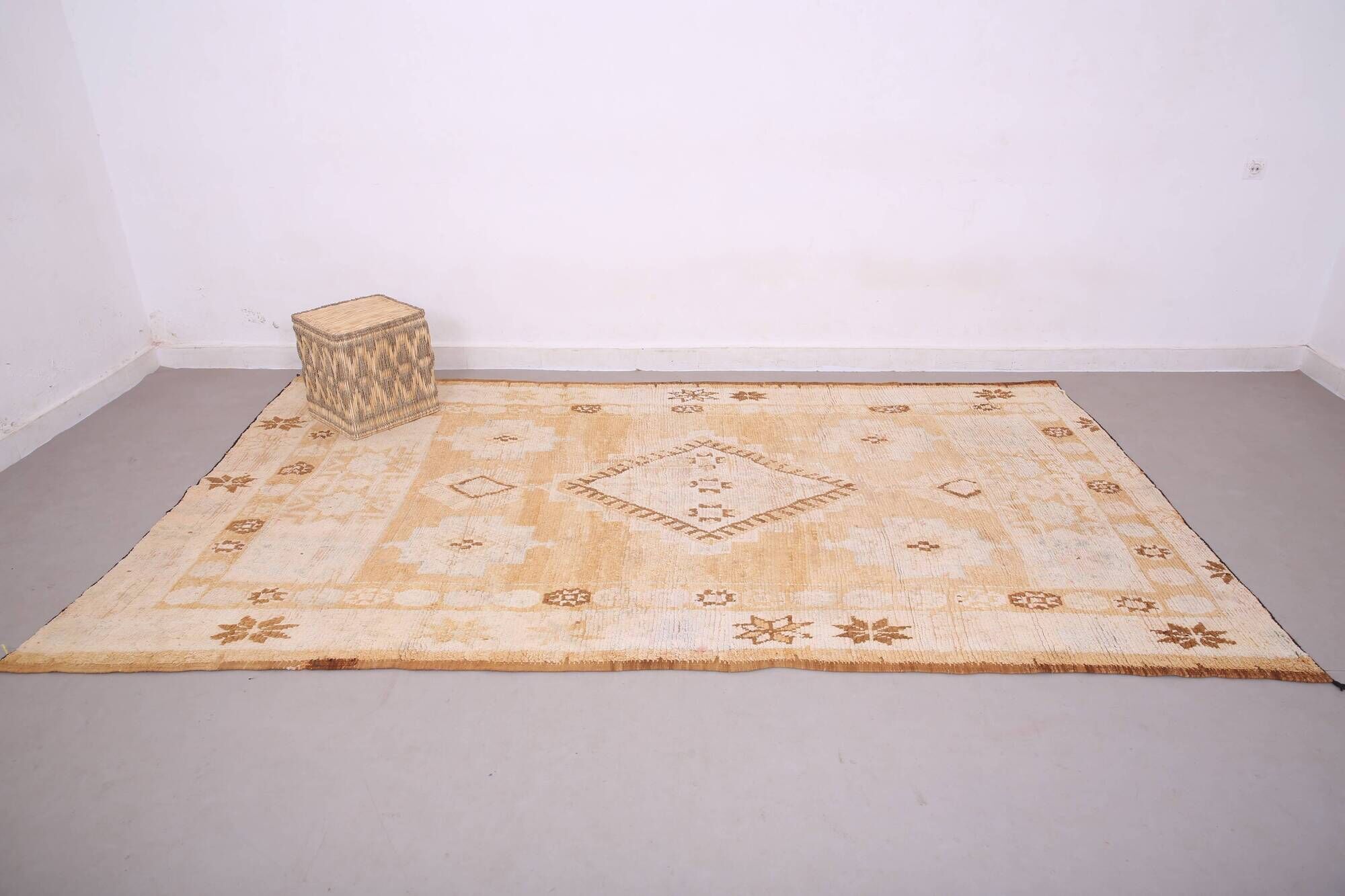 Yellow Vintage Moroccan Rug 181 x 314 cm, Berber Wool Rug, Bohemian Rug