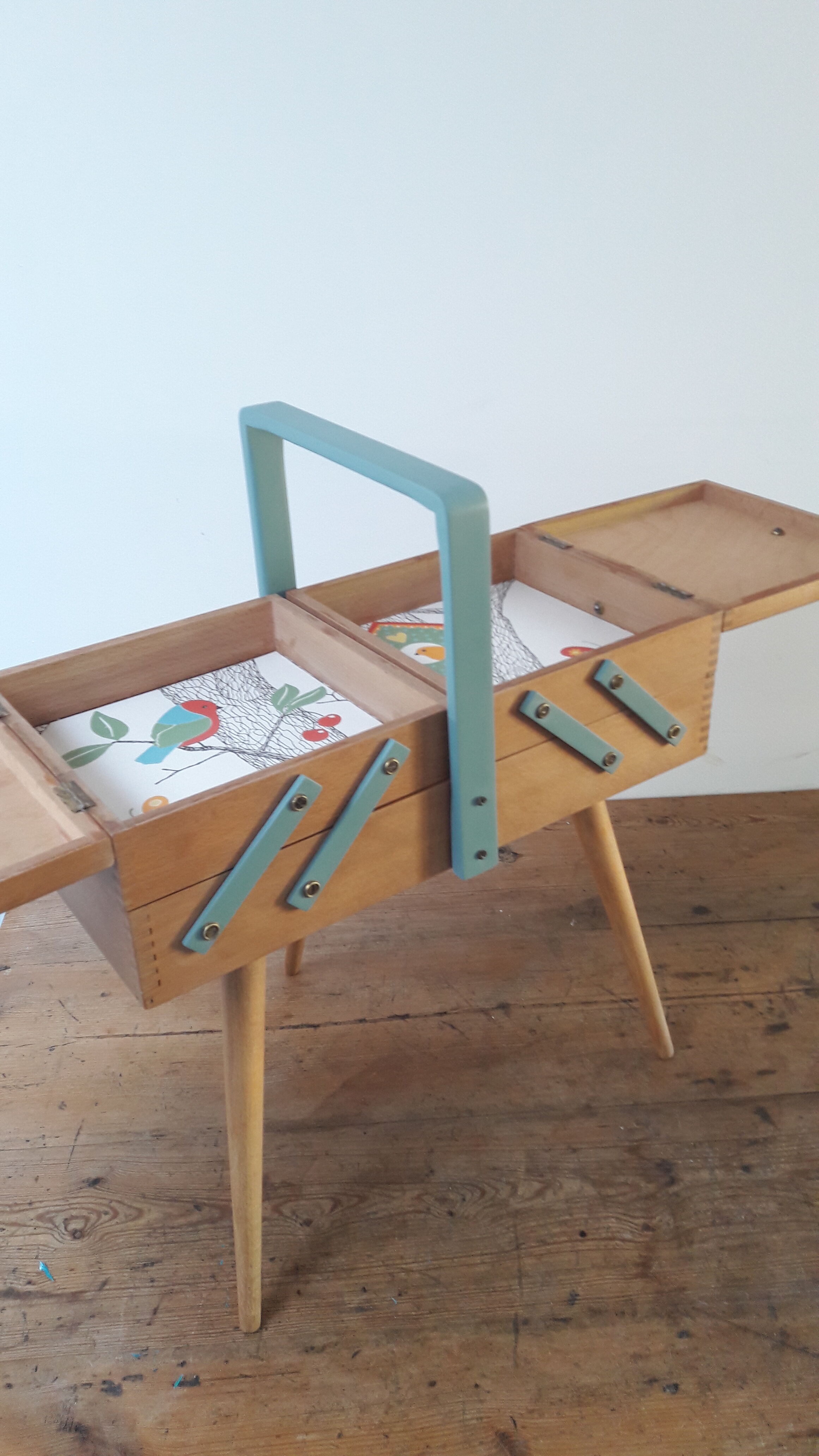 Worker tripod feet compass