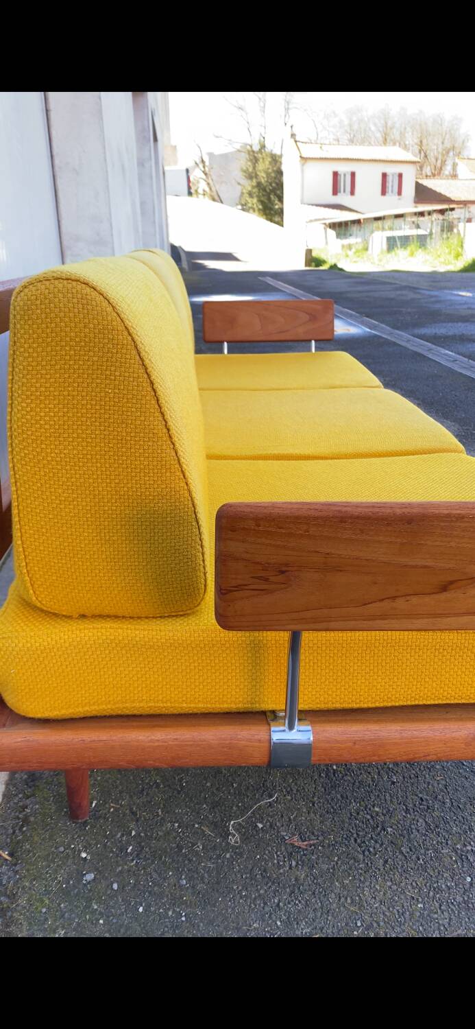 Vintage Scandinavian bench/sofa