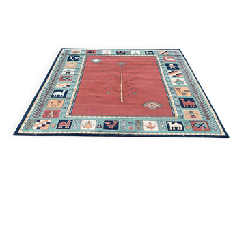 Persian Gabbeh rug in pinkish red, 200x300cm.